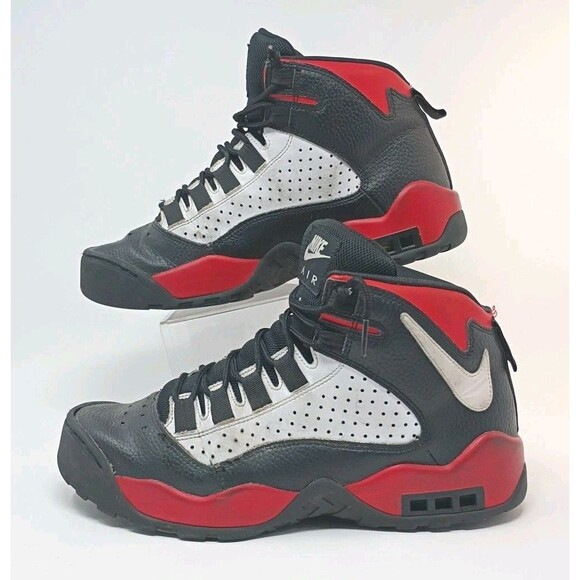 NIKE Air Darwin Bulls Dennis Rodman Bred AJ9710-001 Mens Sz 9 Sneakers Shoes